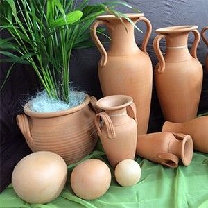 Vasen aus Terracotta